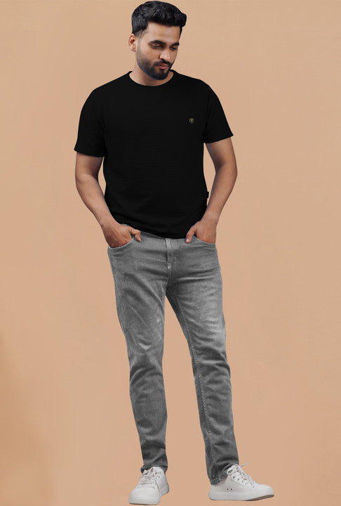 Solid Neck Cotton Blend Black T shirt For Men